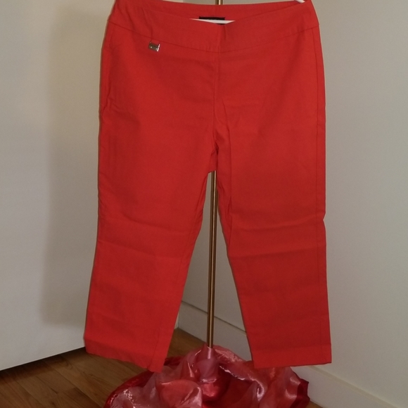 Capri slacks - Picture 3 of 5